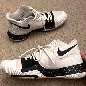 Kyrie 3 Cookies and Cream